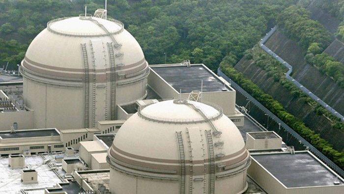 El reactor tres se encuentra en la central de Takahama.