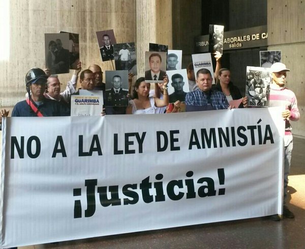 En Venezuela, el Comité de Víctimas de la Guarimba se ha pronunciado en rechazo a la ley de amnistía que promueve la derecha.