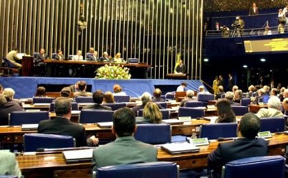 El Senado instalará el lunes la comisión que adelanta el juicio contra la mandataria brasileña.
