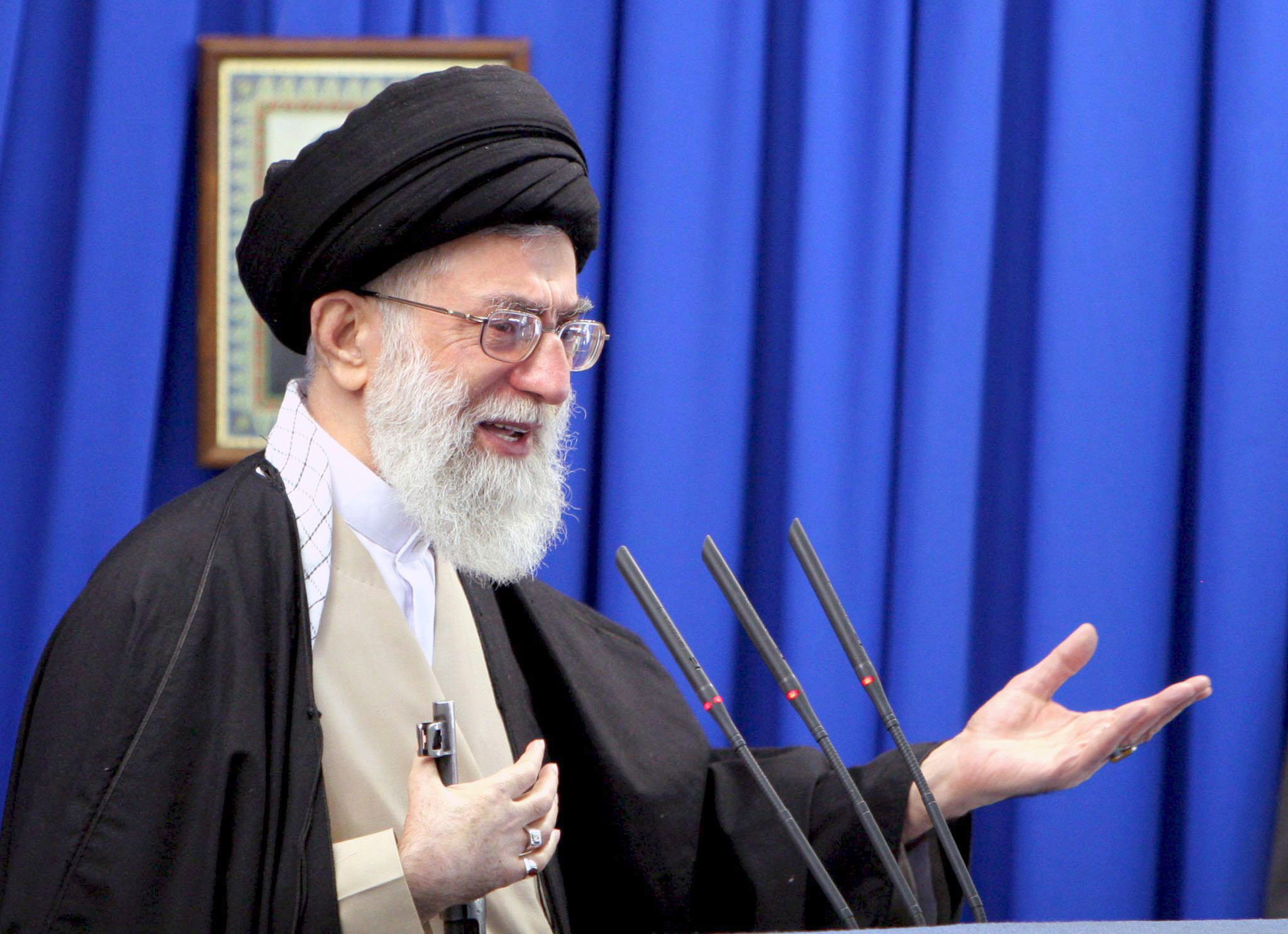 Jamenei aseguró que Irán ha logrado un gran desarrollo en el terreno nuclear sin la ayuda de nadie.