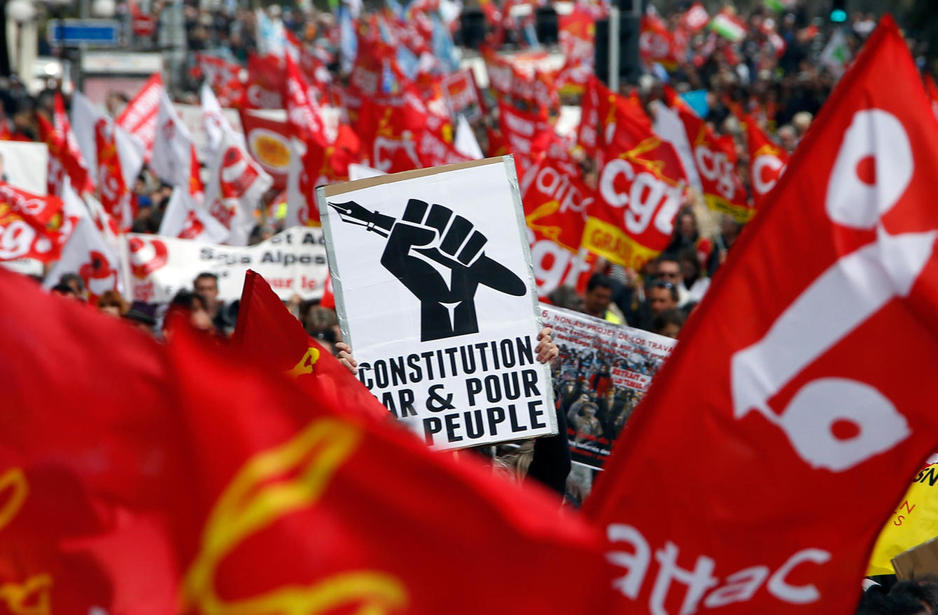 Sindicatos franceses exigen que se elimine la reforma laboral.
