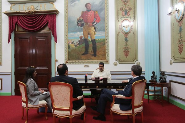 La reunión se realizó en el Palacio de Miraflores en horas de la noche del miércoles.