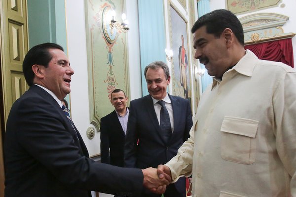 Gobiernos de otras naciones manifestaron su respaldo al Gobierno constitucional de Nicolás Maduro.