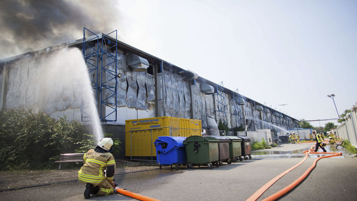 Un portavoz del cuerpo de bomberos declaró que no se registraron heridos en el incendio.