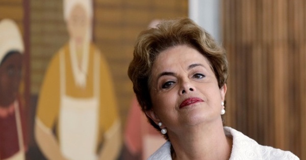 Dilma Rousseff llama a respetar la voluntad de más de 50 millones de brasileños.