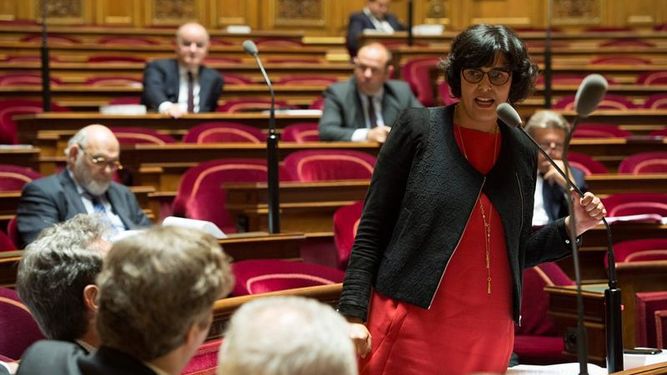 El Senado francés discute proyecto de reforma laboral.