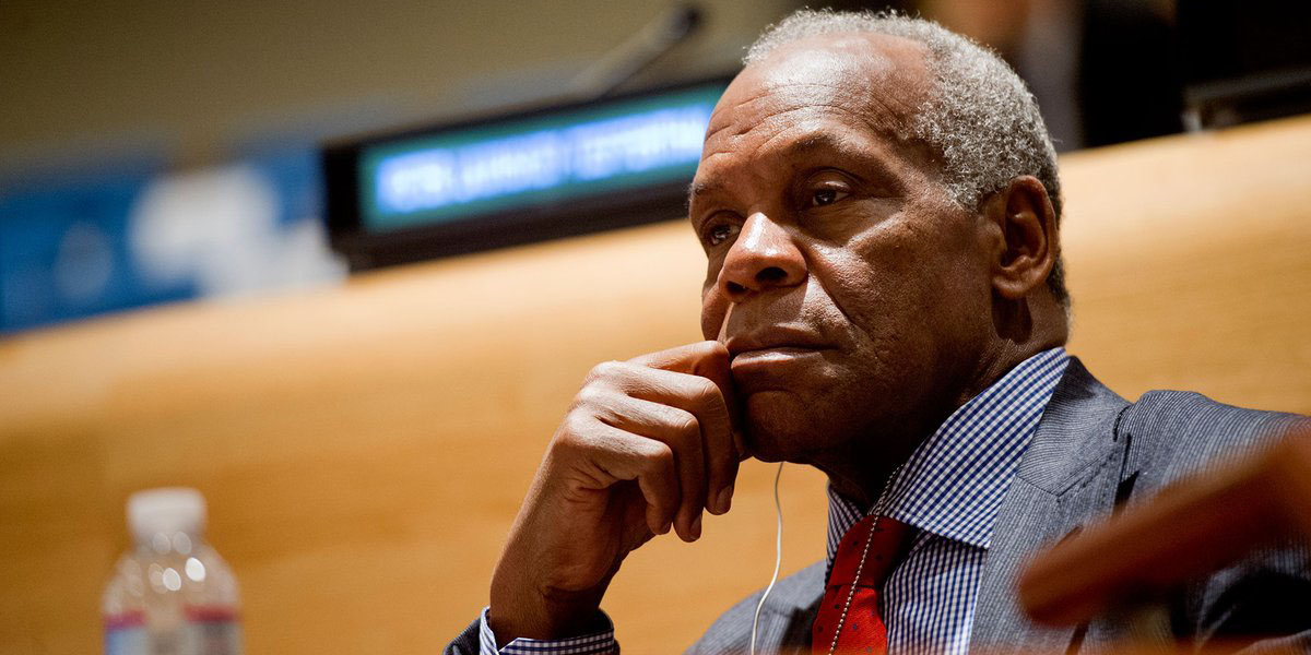 Glover, quien también es embajador de buena voluntad de la ONU, abogó por el diálogo para solucionar los conflictos en Venezuela.
