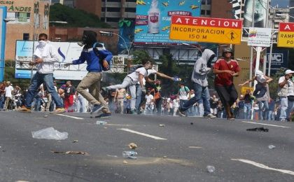 Tras la movilización opositora se suscitaron focos de violencia.