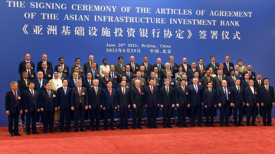 China posiciona al BAII como una institución de carácter multilateral que surge como alternativa a instituciones hegemónicas.