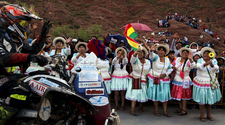 El pueblo boliviano ha dado una gran acogida a los competidores y les han animado durante su paso por diferentes puntos.