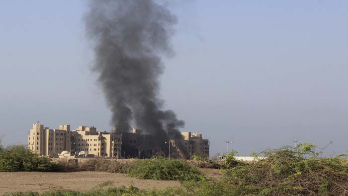 La ciudad de Saná es víctima frecuente de los bombardeos de la coalición árabe.