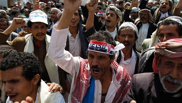 El Comité Supremo Revolucionario de Yemen  pidió a las personas que tomen las calles este viernes.