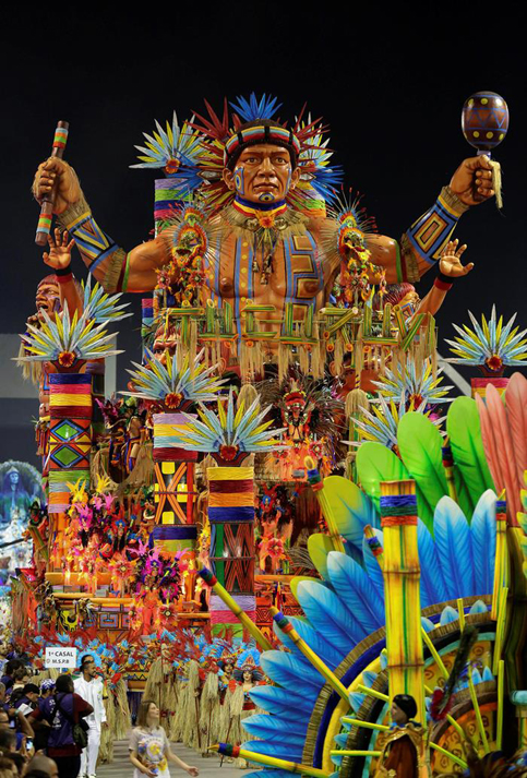 Los carnavales en Brasil son los más destacados de América Latina y el Caribe. Iniciaron este sábado y este 2016 homenajean los cien años de la samba.
