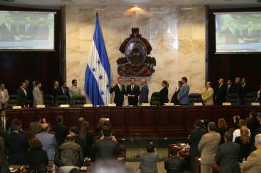 Honduras: se eligió nueva Corte, siguiente acto