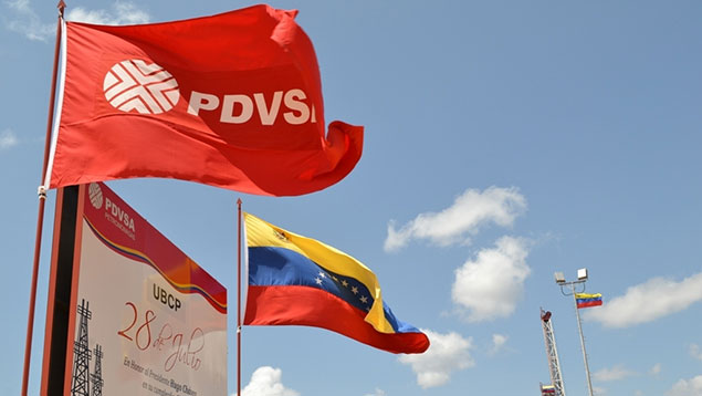 El presidente venezolano firmó el decreto para la creación de la Zona de Desarrollo Estratégicoen la Faja Petrolífera del Orinoco.
