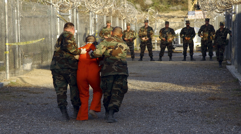 Los detenidos en la cárcel de Guantánamo son víctimas de constantes violación a los derechos humanos.