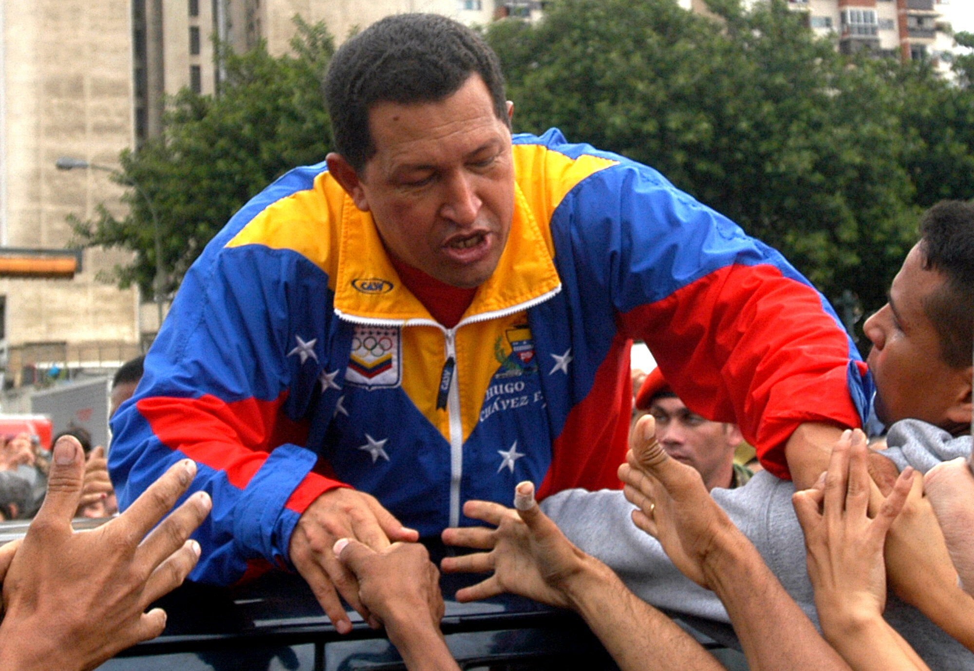 Con la llegada de Hugo Chávez las relaciones bilaterales entre Venezuela y Argentina se transformaron positivamente.