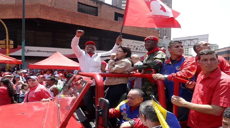 La movilización se realizó en la capital y recorrió la misma ruta en la que fue llevado el Comandante Chávez, después que pasó a la inmortalidad. 