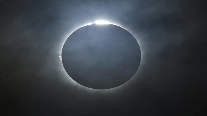 El eclipse también es conocido como corona solar