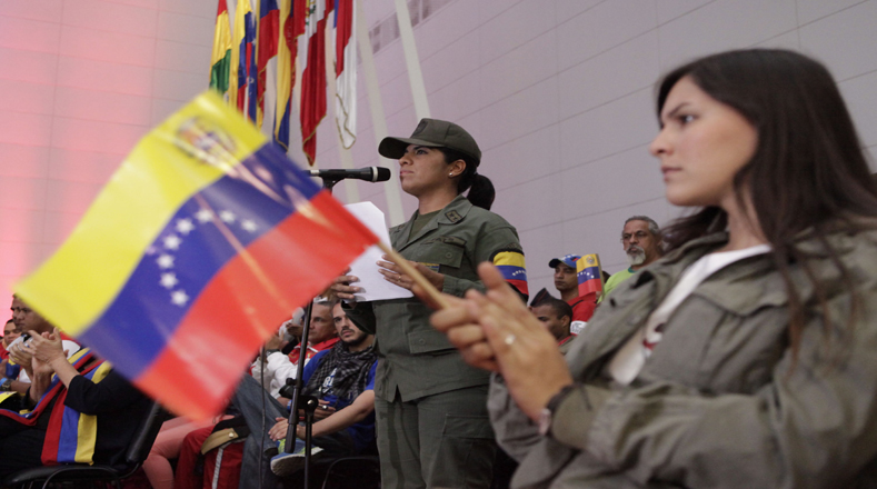 Mujeres de la Fuerza Armada Nacional Bolivariana (FANB) se unieron a la campaña contra el decreto estadounidense.