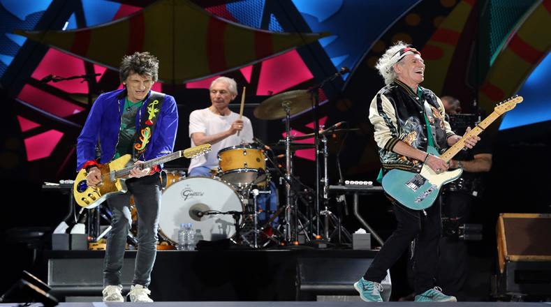 Más de 200 mil personas disfrutaron del primer concierto de los Rolling Stones en Cuba en más de 50 años de vida artística.