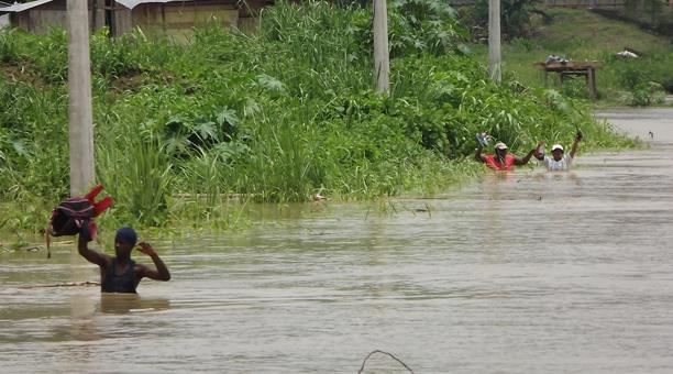 19 de las 24 provincias ecuatorianas están afectadas por las fuertes lluvias invernales.