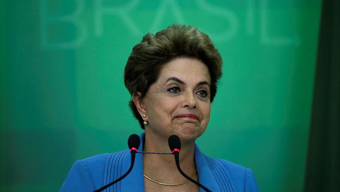 La presidenta Rousseff señala que los intentos de juicio político responden al interés de mermar el crecimiento económico de Brasil.