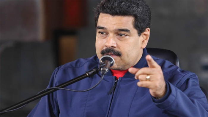 Nicolás Maduro pidió que la recolección de firmas para el revocatorio debe hacerse en paz.