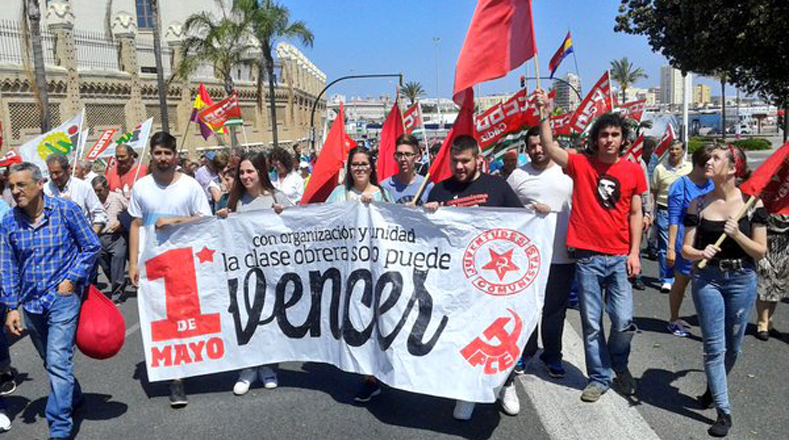 Movimientos de izquierdas de Juventud salen en otras ciudades distintas a la capital de España para hacerse escuchar.