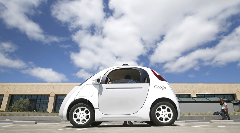 Esta es la primera vez que Google trabaja directamente con un productor de automóviles para instalar los equipos para conducción autónoma.