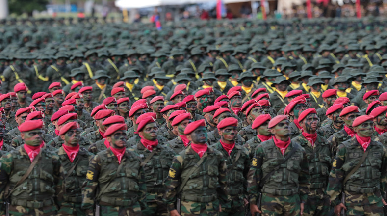 Maduro felicitó a los efectivos del Ejército Nacional Bolivariano con motivo de celebrarse este 24 de junio su día, en honor a la gesta heroica de la Batalla de Carabobo.