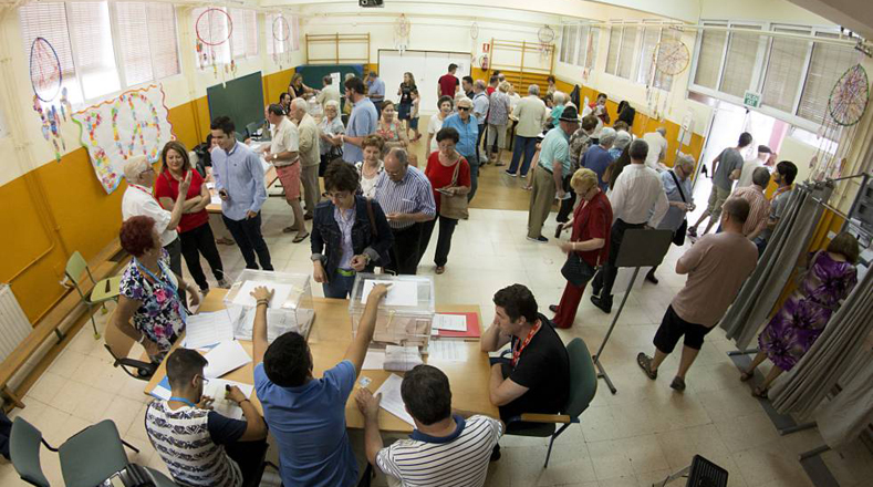 España deberá elegir a 350 diputados y 208 senadores, así como el Jefe del Gobierno español.