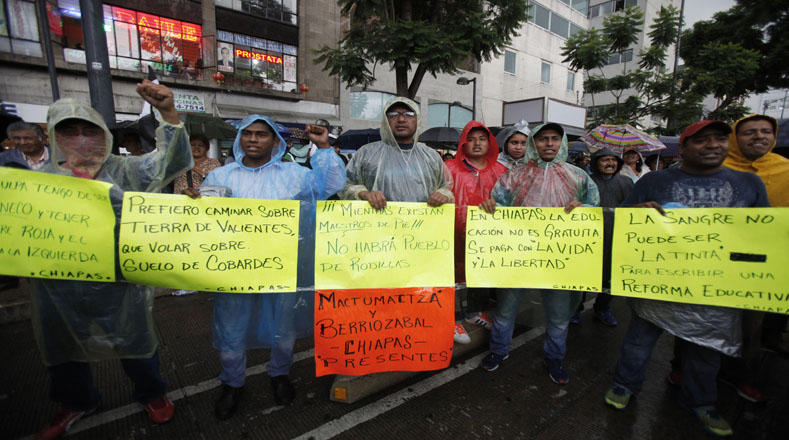 Osorio Chong sostuvo en declaración a los medios de comunicación que "se ha agotado el tiempo" para el diálogo con los maestros
