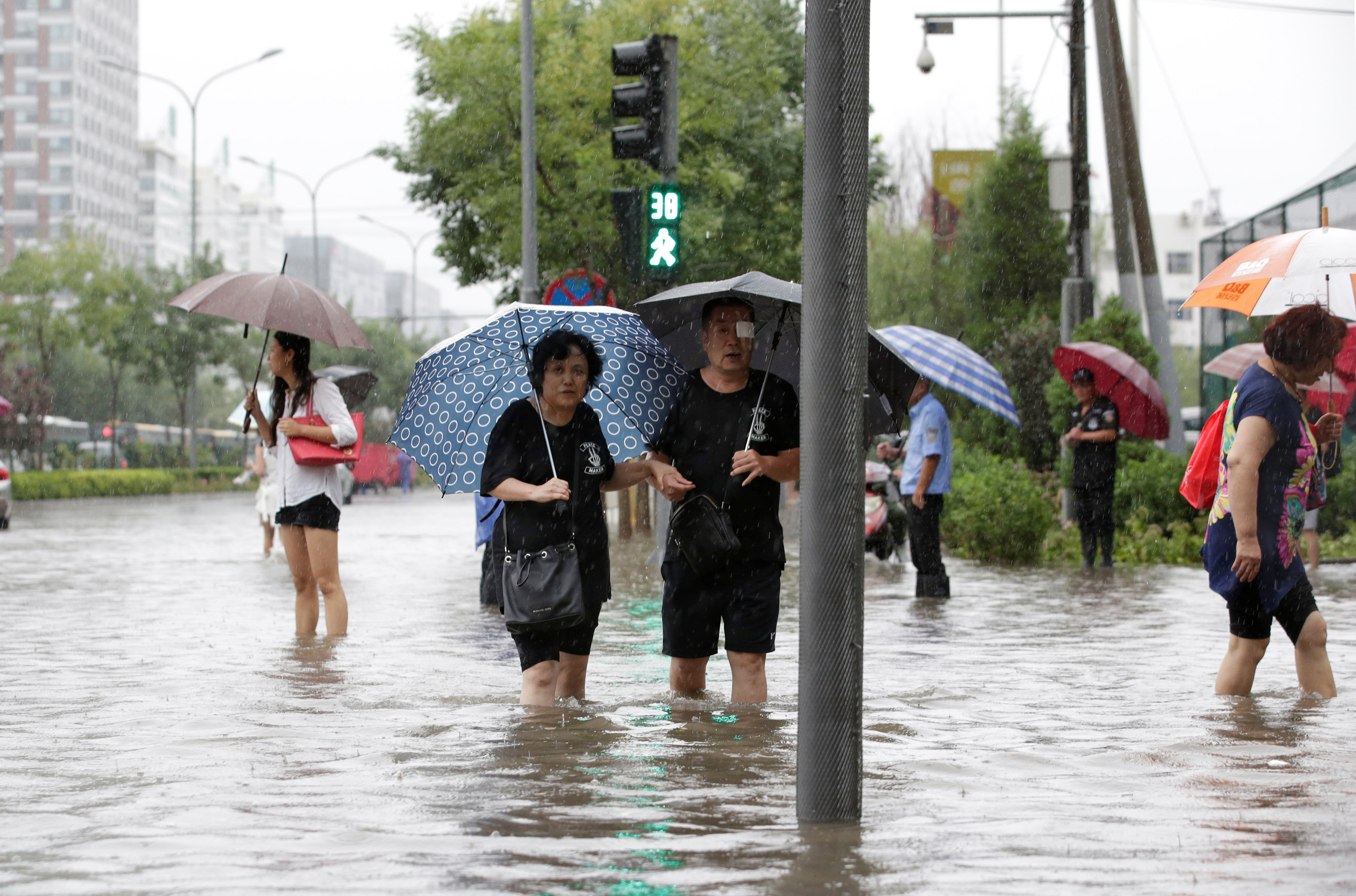 Las lluvias se mantendrán por varias horas más en China.