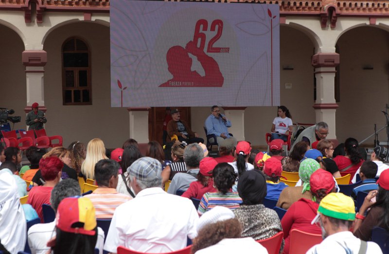 En el Cuartel de la Montaña, en Caracas, se realizaron diversas actividades para celebrar los 62 años del comandante.