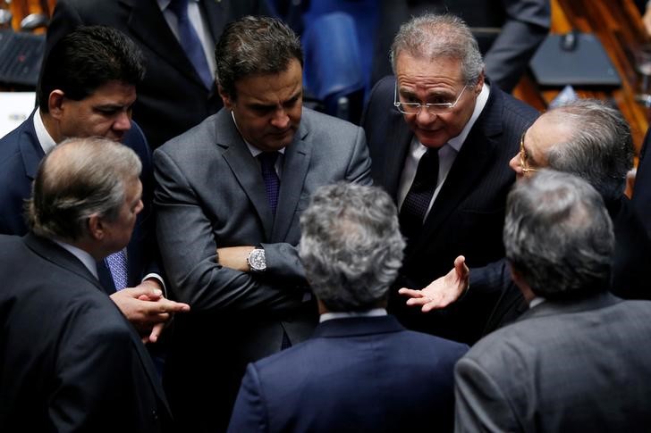 La tensión aumenta en esta segunda etapa del impeachment contra la presidente destituida de Brasil, la defensa califica al proceso de desquite.