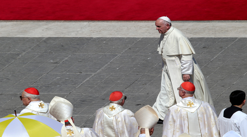 El Papa Francisco minutos después de haber finalizado el acto de canonización de la Madre Teresa de Calcuta.