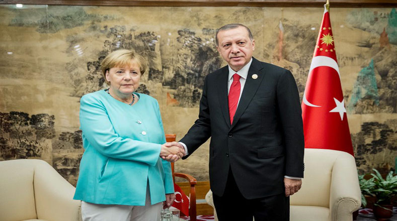 La canciller de Alemania, Angela Merkel, dialogó con el presidente de Turquía, Recep Tayyip Erdogan.