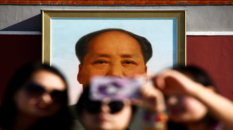 El pueblo se hizo autorretratos con el popular cuadro que más caracteriza al líder comunista.