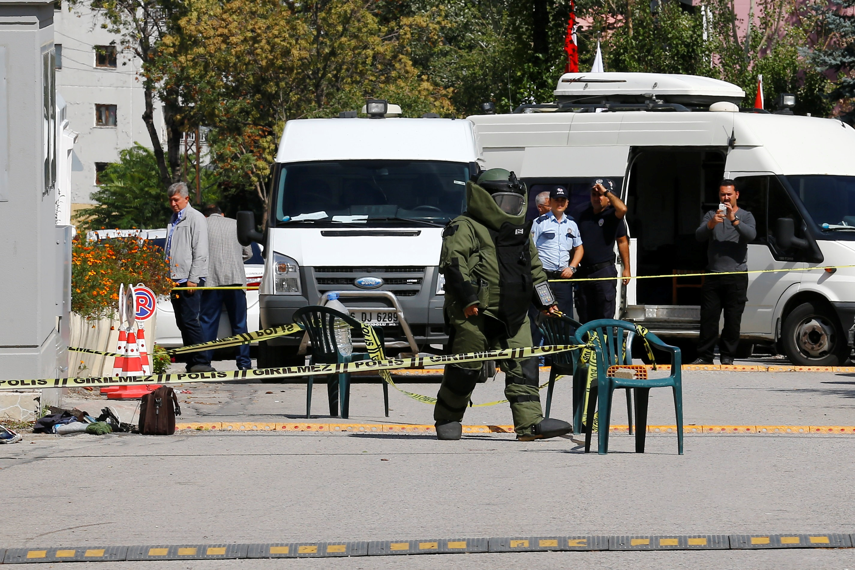 Policía de Turquía investiga ataque a embajada de Israel en Ankara.