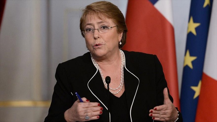 Bachelet mantiene su mínimo histórico de popularidad desde hace un mes con un 22 por ciento.