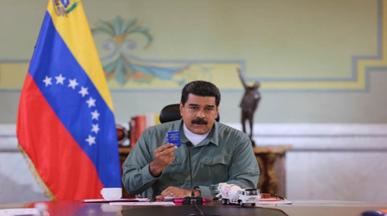 Maduro reiteró su compromiso como jefe de Estado de profundizar las misiones sociales en Venezuela.