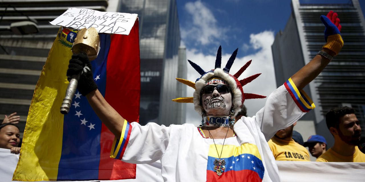La oposición venezolana busca derrocar al presidente Nicolás Maduro