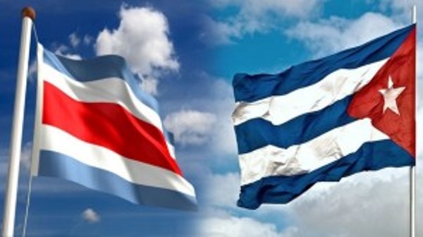 El presidente Luis Guillermo Solís reconoce los positivos resultados en el intercambio comercial entre su país y Cuba.