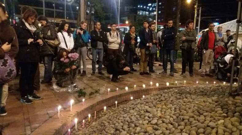 Vigilia en honor a los líderes sociales asesinados en Colombia