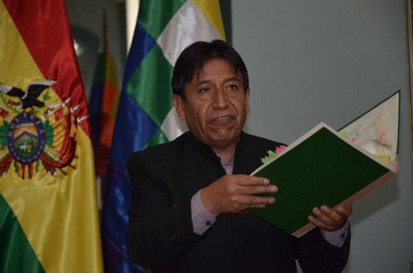 El canciller boliviano, David Choquehuanca, estregó este lunes la desclasificación de documentos de las dictaduras de 1966-1979.