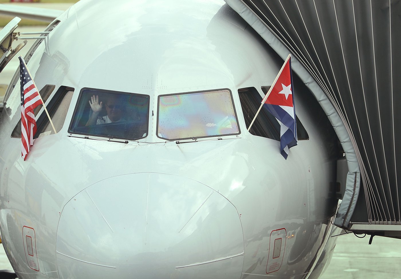 Primer vuelo regular de Estados Unidos a La Habana salió este lunes desde Miami.