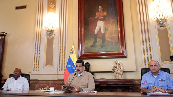 El mandatario se dirigió al país en una jornada de trabajo en el Palacio de Miraflores (sede de Gobierno).