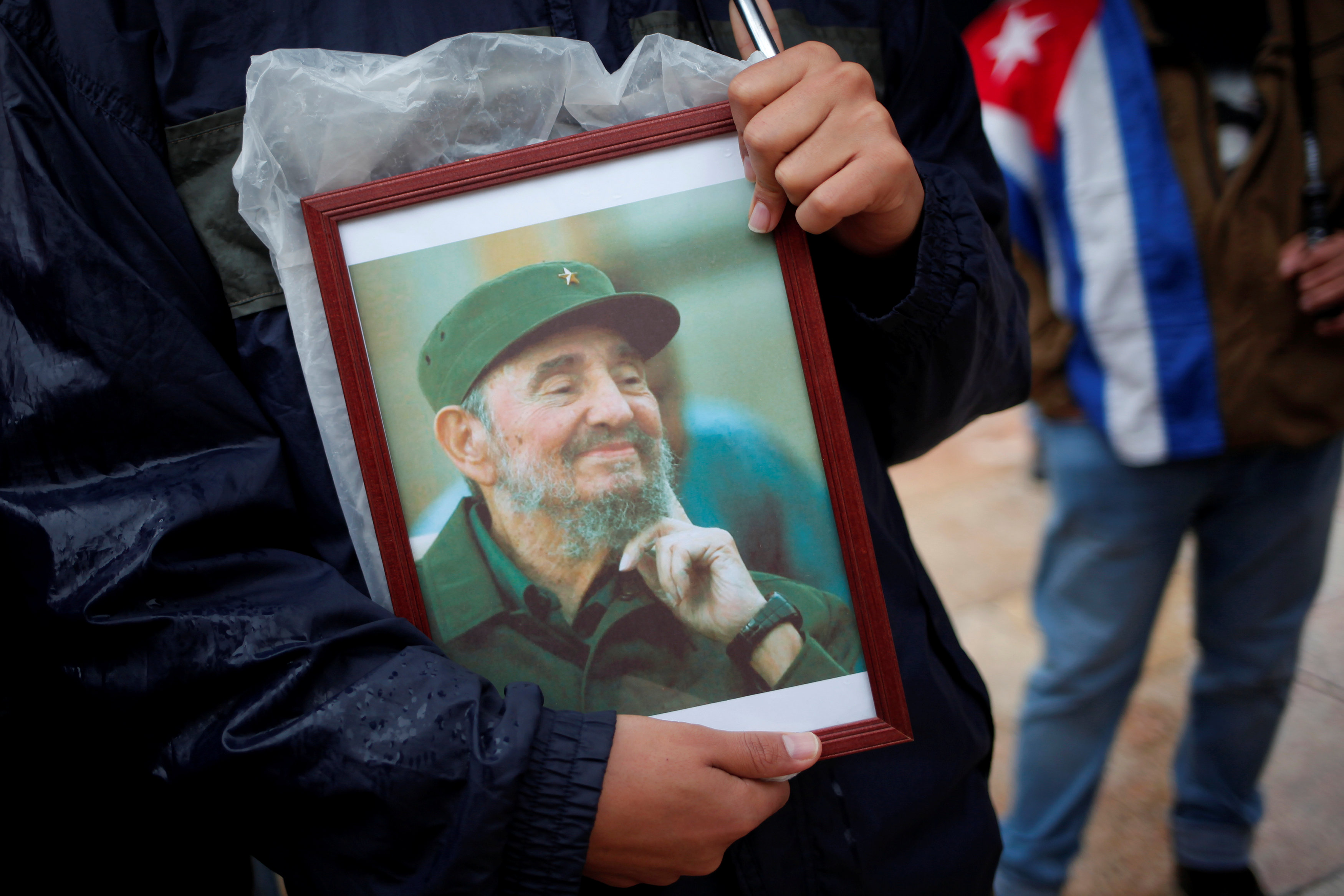 Hace falta convertir el amor a Fidel en acciones imperecederas