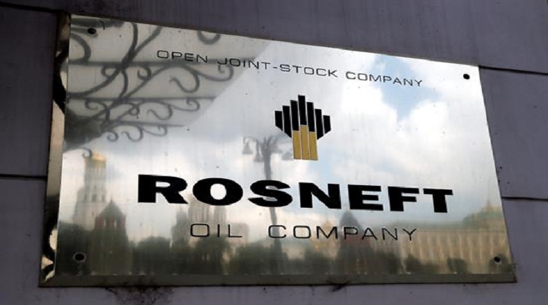 A principios de noviembre el gobierno ruso publicó una directiva que ordena finalizar la privatización parcial de Rosneft antes del 15 de diciembre.